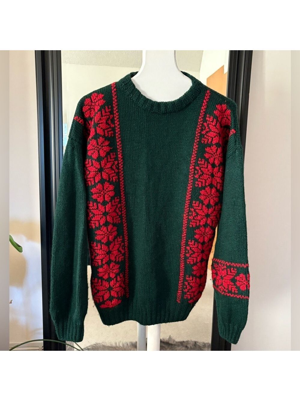 BYFORD London New York Wool Red & Green Sweater